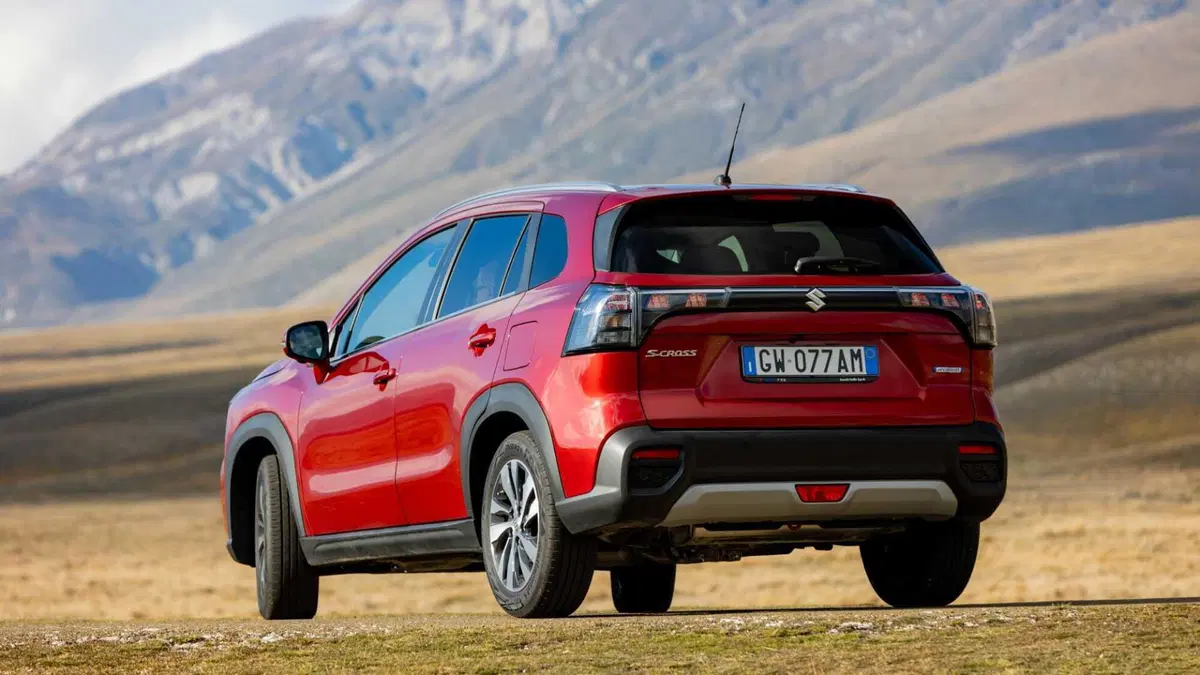 Suzuki S-Cross 1.5h 140v Starview 4wd allgrip at (5)