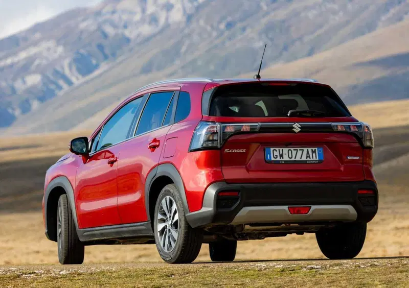 Suzuki S-Cross (5)