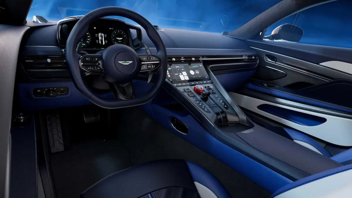 Aston Martin DB12 DB12 Coupe 4.0 V8 S auto (6)
