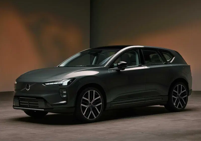 Volvo EX60 (2026-->>) (2)
