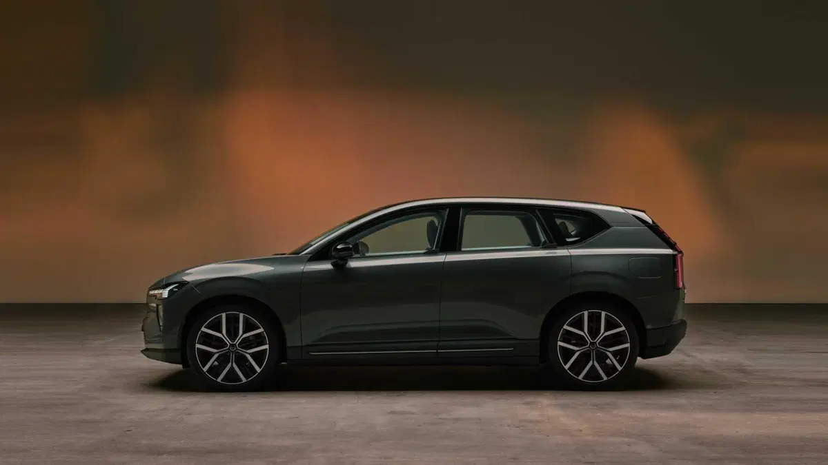 Volvo EX60 (3)