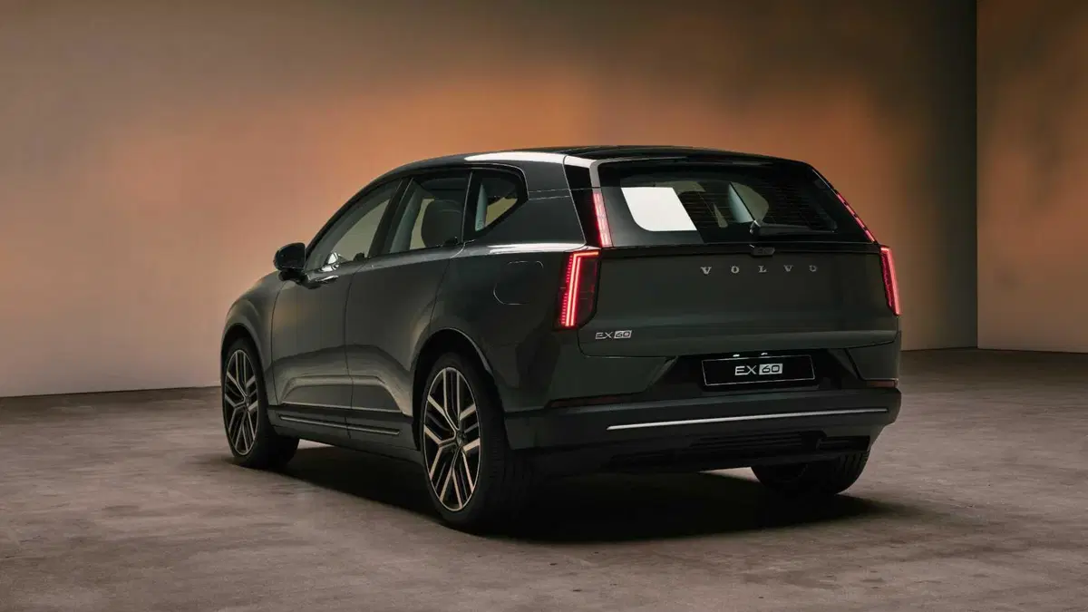 Volvo EX60 (5)