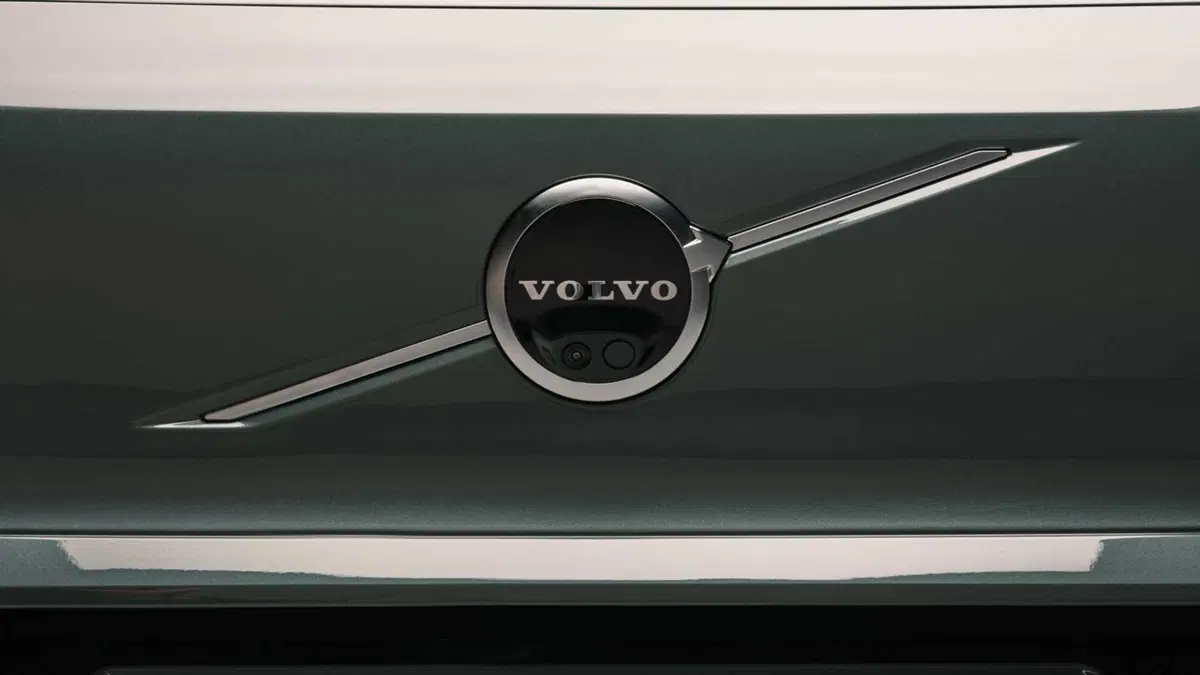 Volvo EX60 (18)