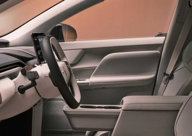 Volvo EX60 (2026-->>) (12)
