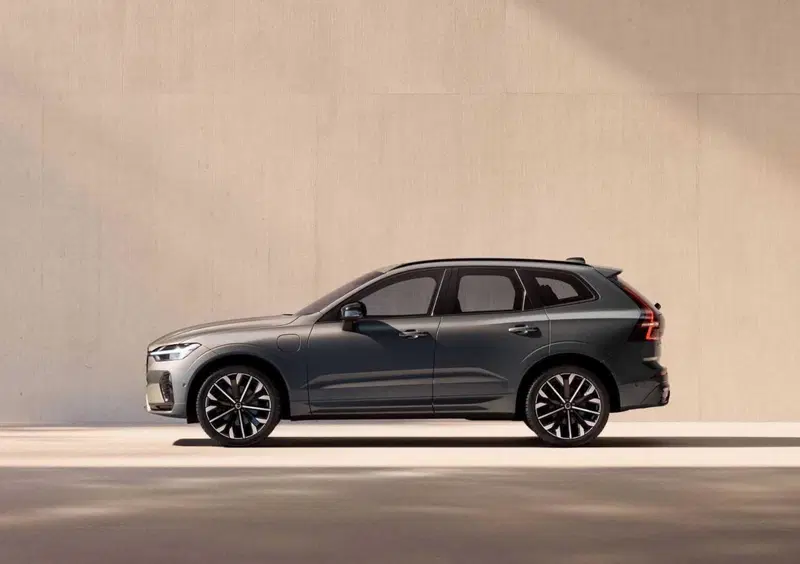 Volvo XC60 (2)