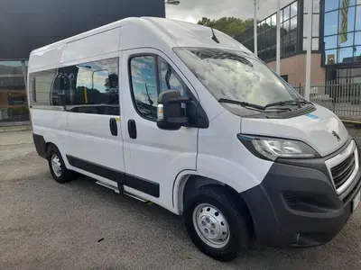 Peugeot Boxer 435 d.cab L4 2.2 bluehdi 140cv S&amp;S del 2024 usata a Tortona