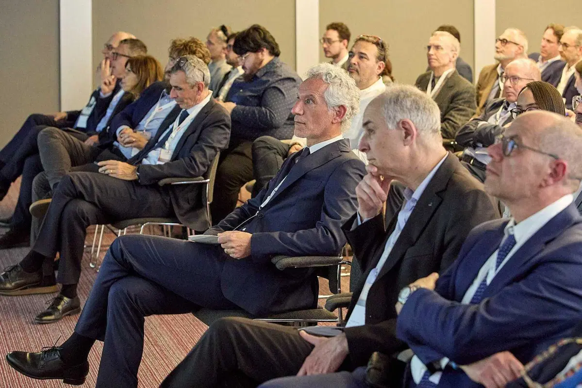 Ricarica elettrica in Italia, ABB accende la sfida: così la rete regge l'urto dell'e-mobility (9)