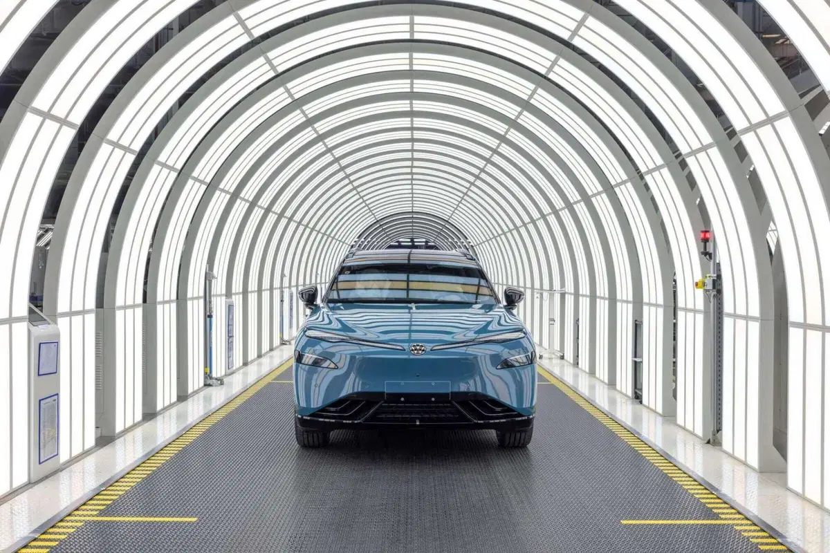 Volkswagen ID. UNYX 08: il SUV elettrico da 612 milioni di euro che riscrive la strategia cinese del gruppo (6)