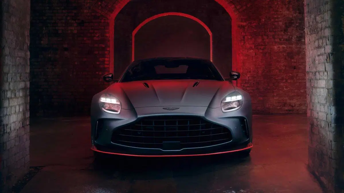 Aston Martin Vantage Coupé Vantage Coupe 4.0 V8 S auto (2)