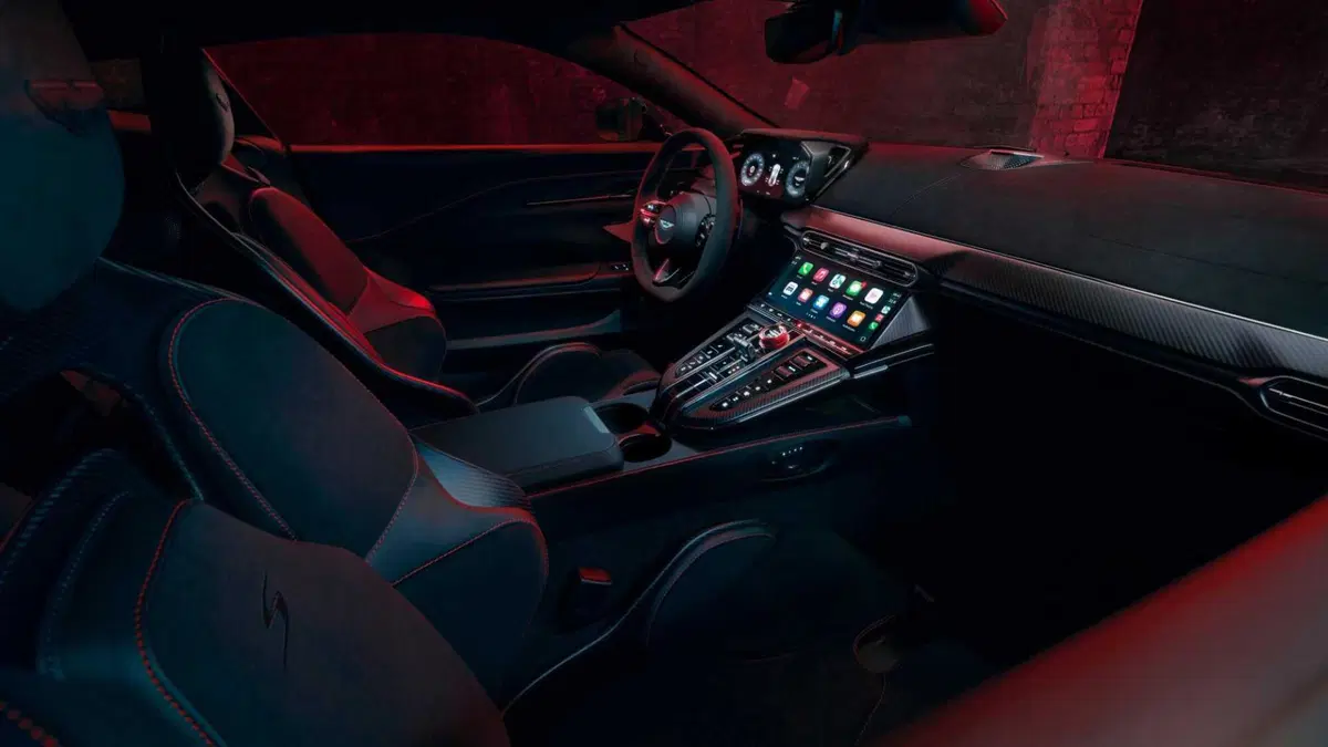 Aston Martin Vantage Coupé Vantage Coupe 4.0 V8 S auto (9)
