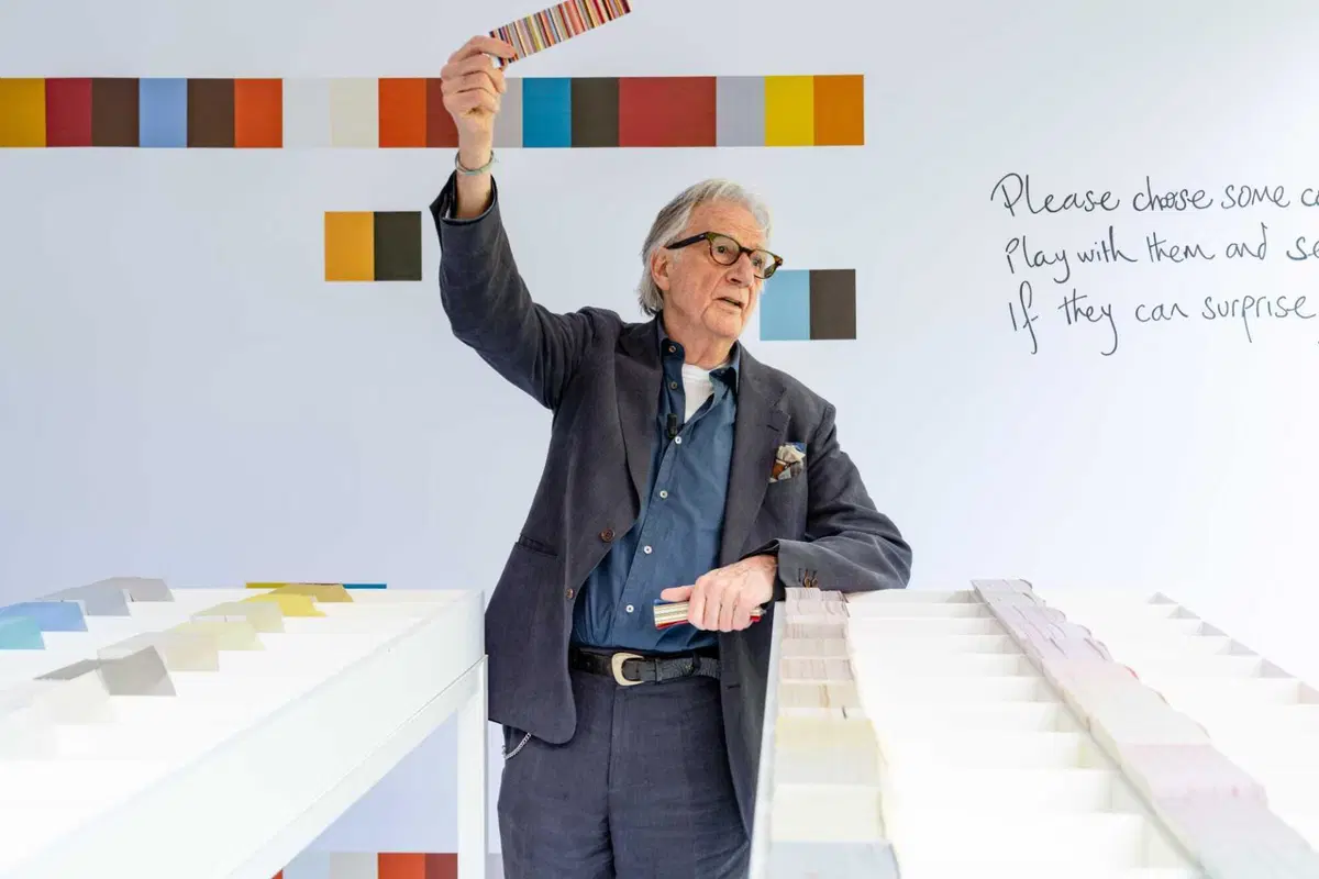 MINI Paul Smith Edition debutta al Salone del Mobile 2026: viaggio sensoriale a Palazzo Borromeo d'Adda (22)
