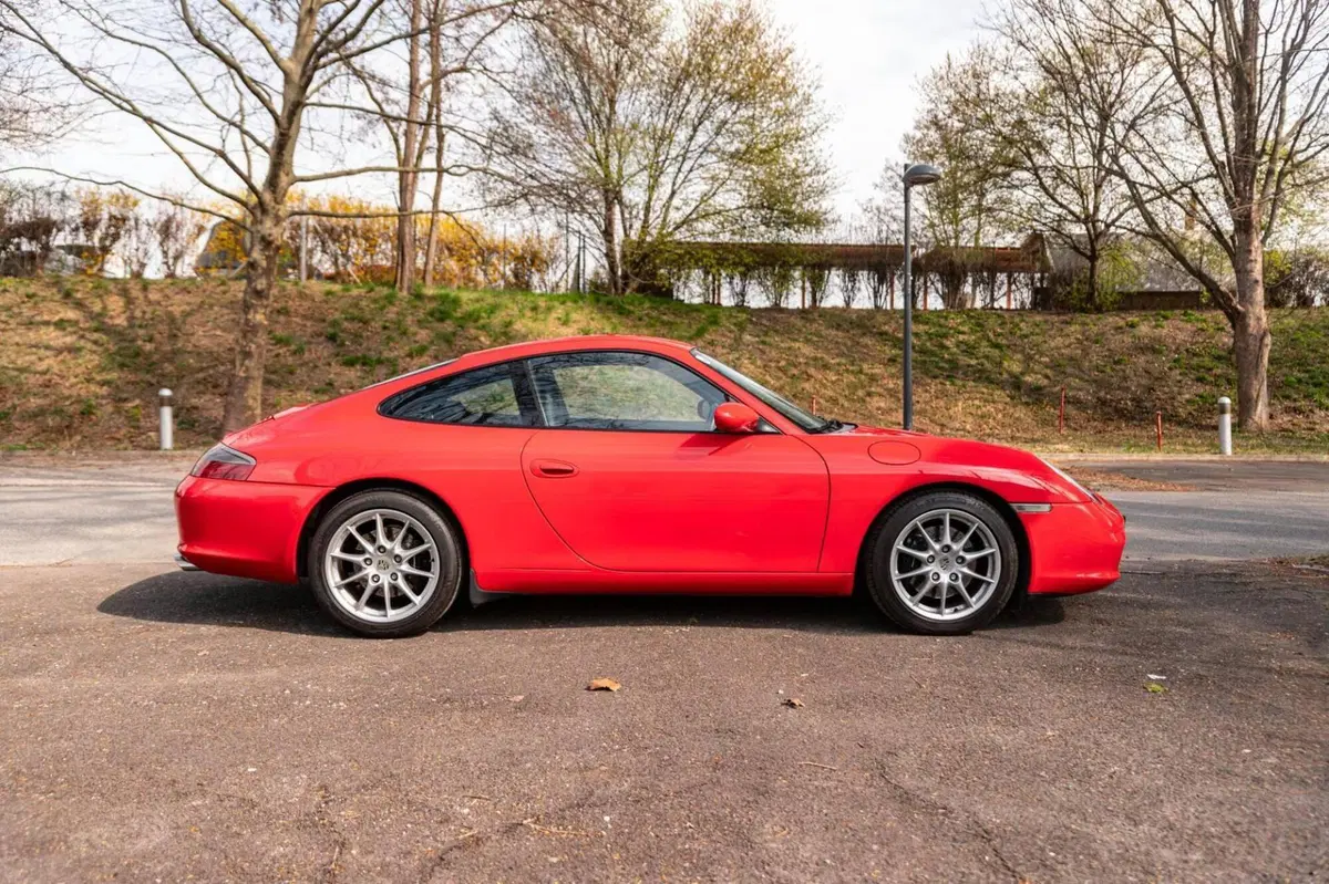 Porsche 911 Coupé usata a Milano (4)
