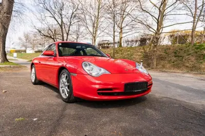 Porsche 911 Coup&eacute; Carrera cat del 2002 usata a San Donato Milanese