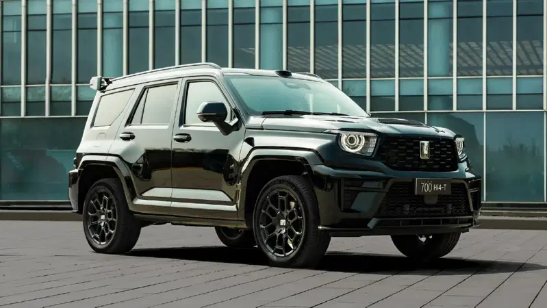 GWM Tank 700: il super fuoristrada ibrido plug-in da oltre 850 CV alza l&rsquo;asticella dei SUV di lusso