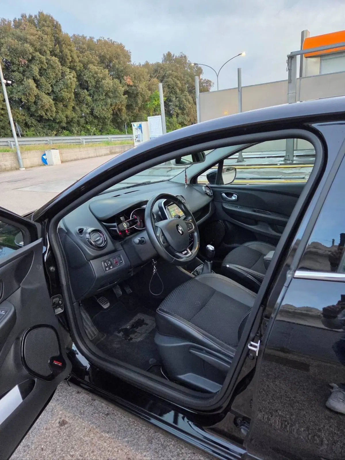 Renault Clio usata a Perugia (10)