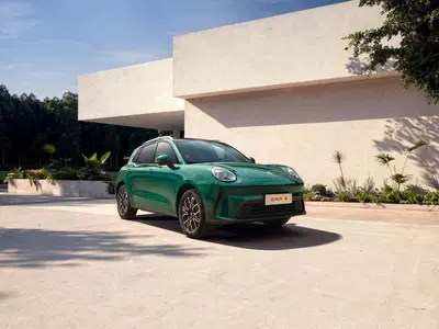 GWM ORA 5: il nuovo SUV compatto che promette un&rsquo;autonomia di oltre 1.000 km debutta in Europa
