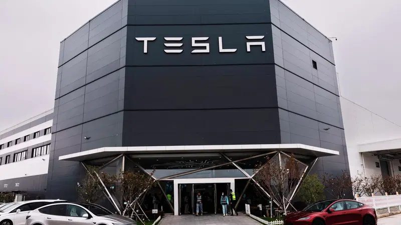Mercato auto europeo, boom dell&rsquo;elettrico a marzo 2026: vendite in crescita e nuovi equilibri tra i costruttori