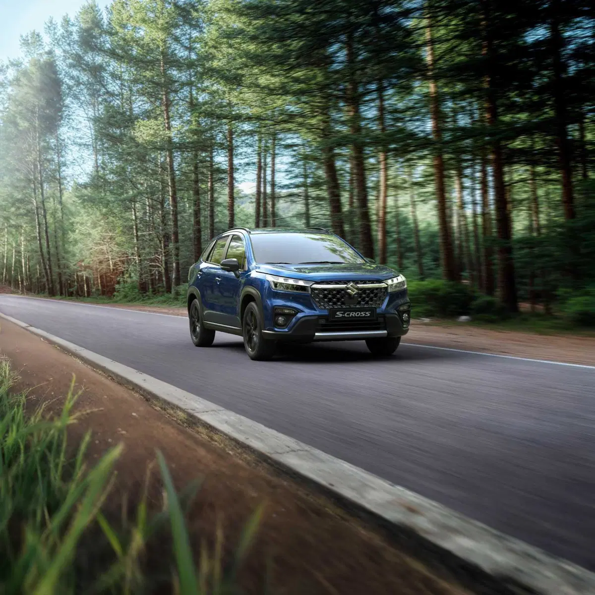 Suzuki KURO, il nero diventa manifesto: Vitara e S-Cross Hybrid cambiano pelle e partono da 25.850 euro (6)