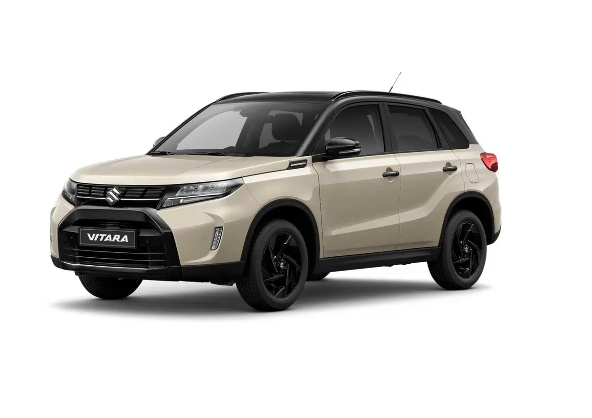 Suzuki KURO, il nero diventa manifesto: Vitara e S-Cross Hybrid cambiano pelle e partono da 25.850 euro (12)