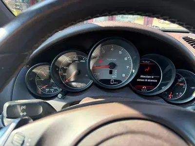 Porsche Cayenne 3.0 S Hybrid del 2011 usata a Cremona