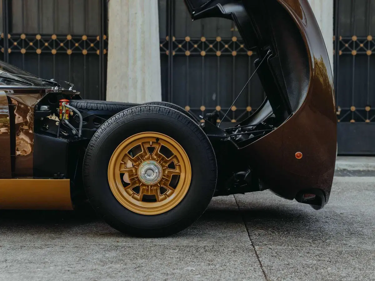 Lamborghini Miura SV del 1972 (2)