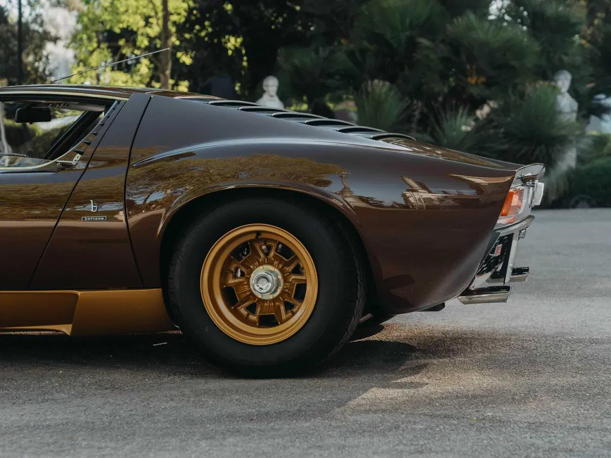 Lamborghini Miura SV del 1972 (10)