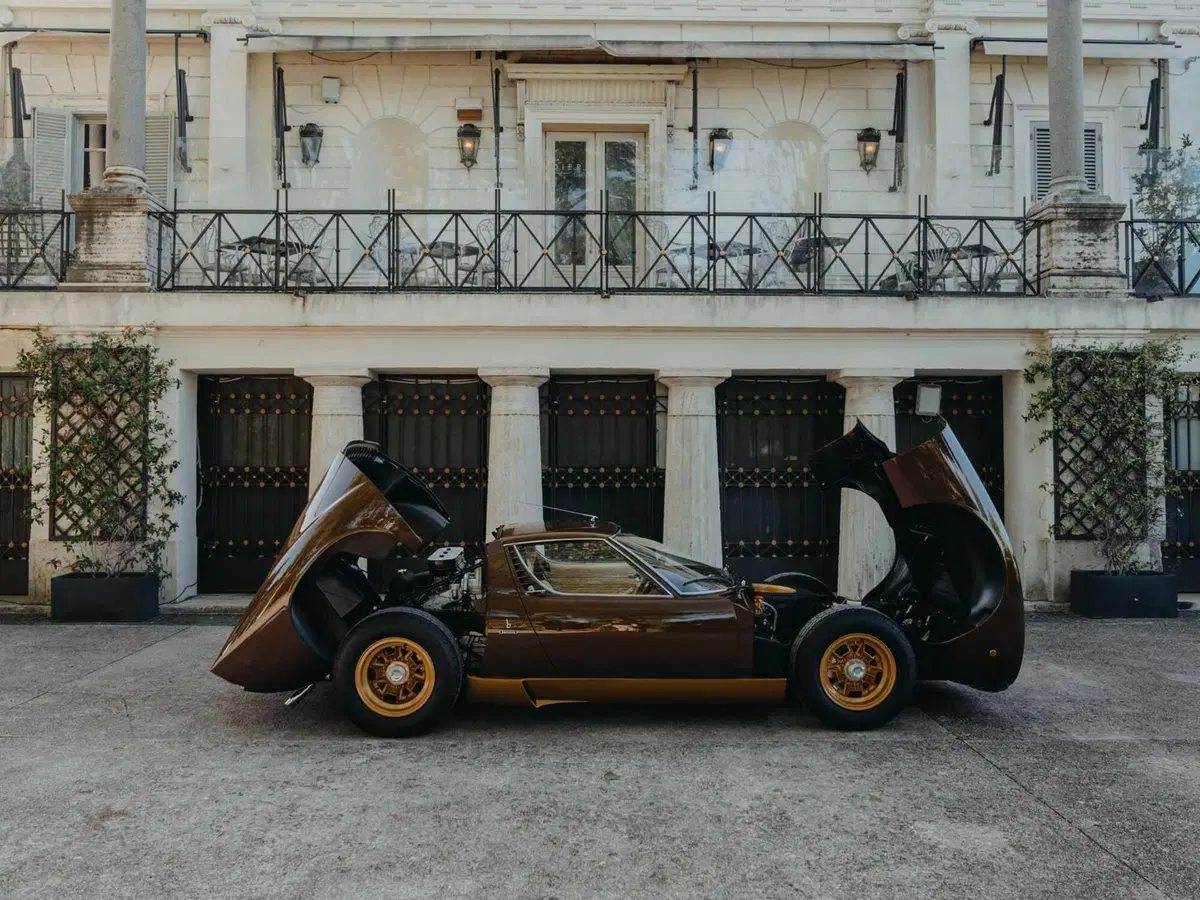 Lamborghini Miura SV del 1972 (13)