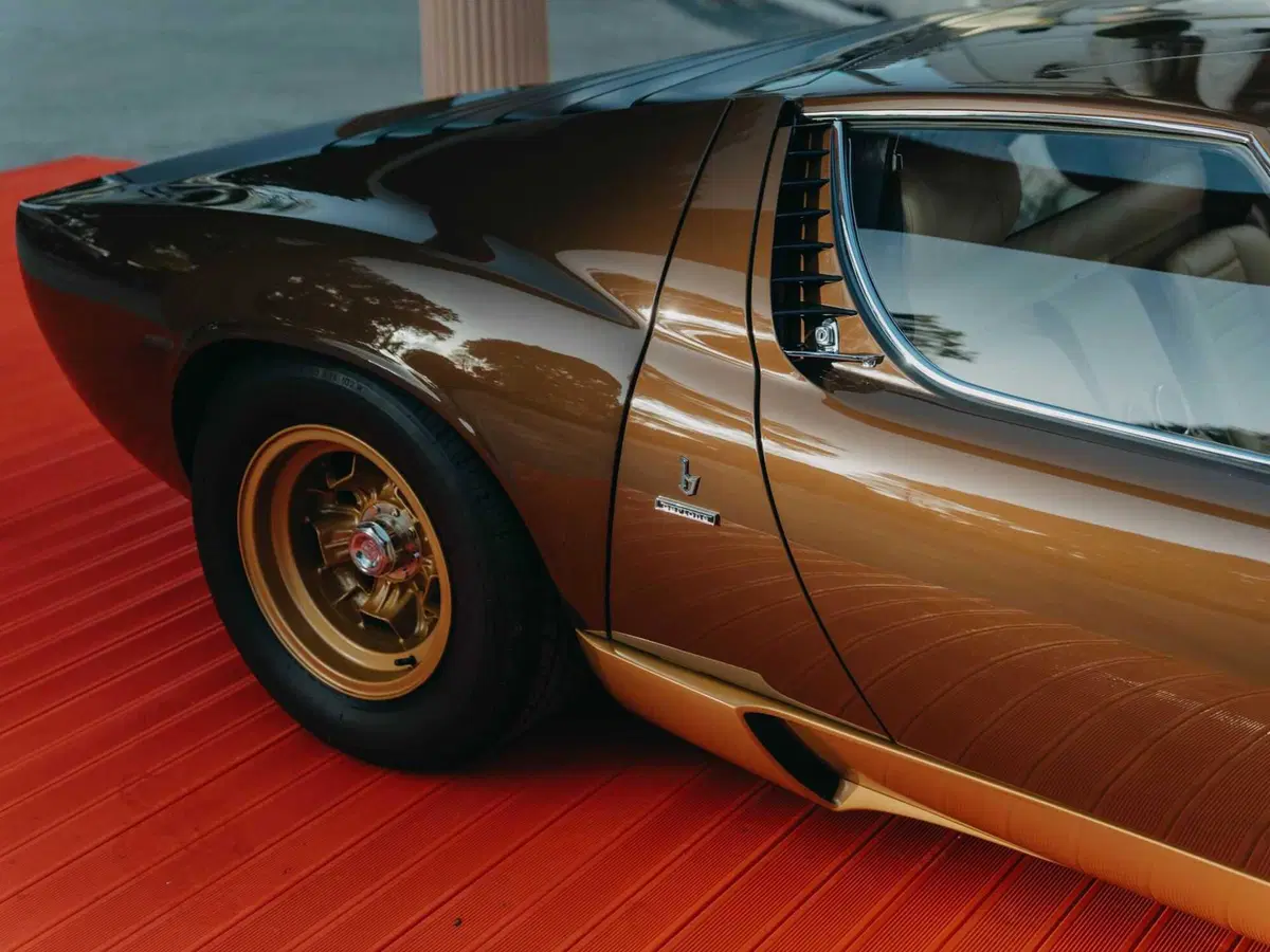 Lamborghini Miura SV del 1972 (16)