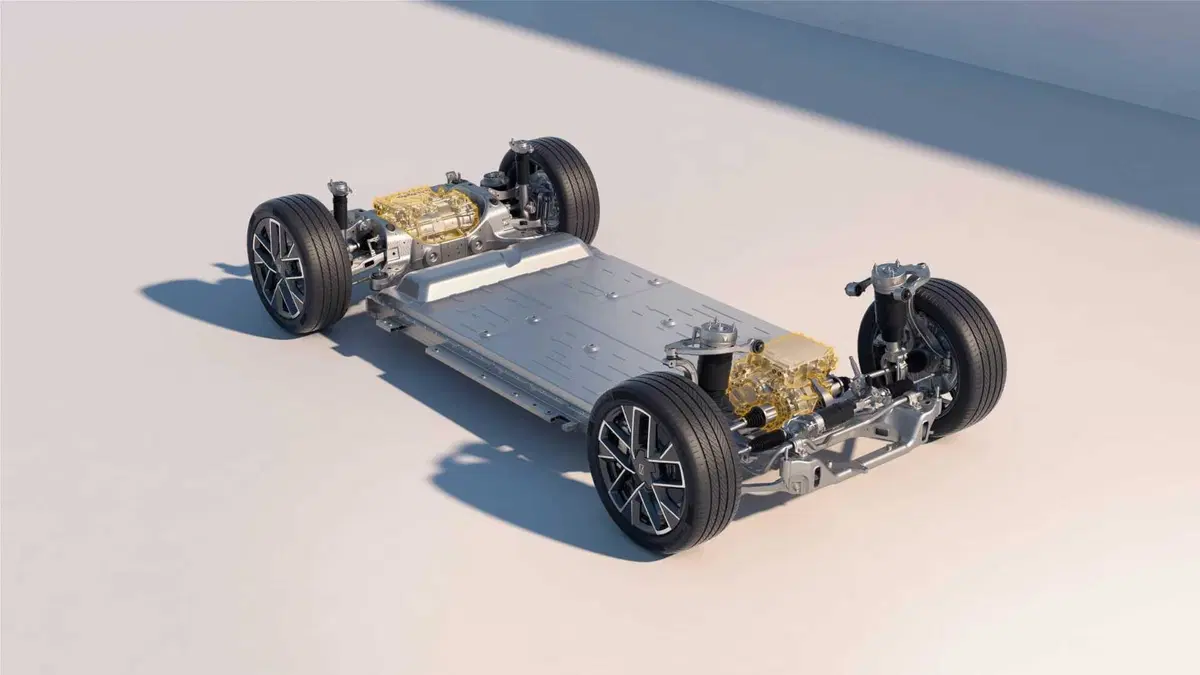 Avatr 06T, la familiare cinese che umilia le supercar: 955 CV, 1.250 km di autonomia e uno scatto da 2,8 secondi a un prezzo assurdo (6)