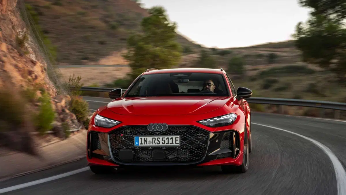 Audi RS 5 Avant (2026-->>) (7)