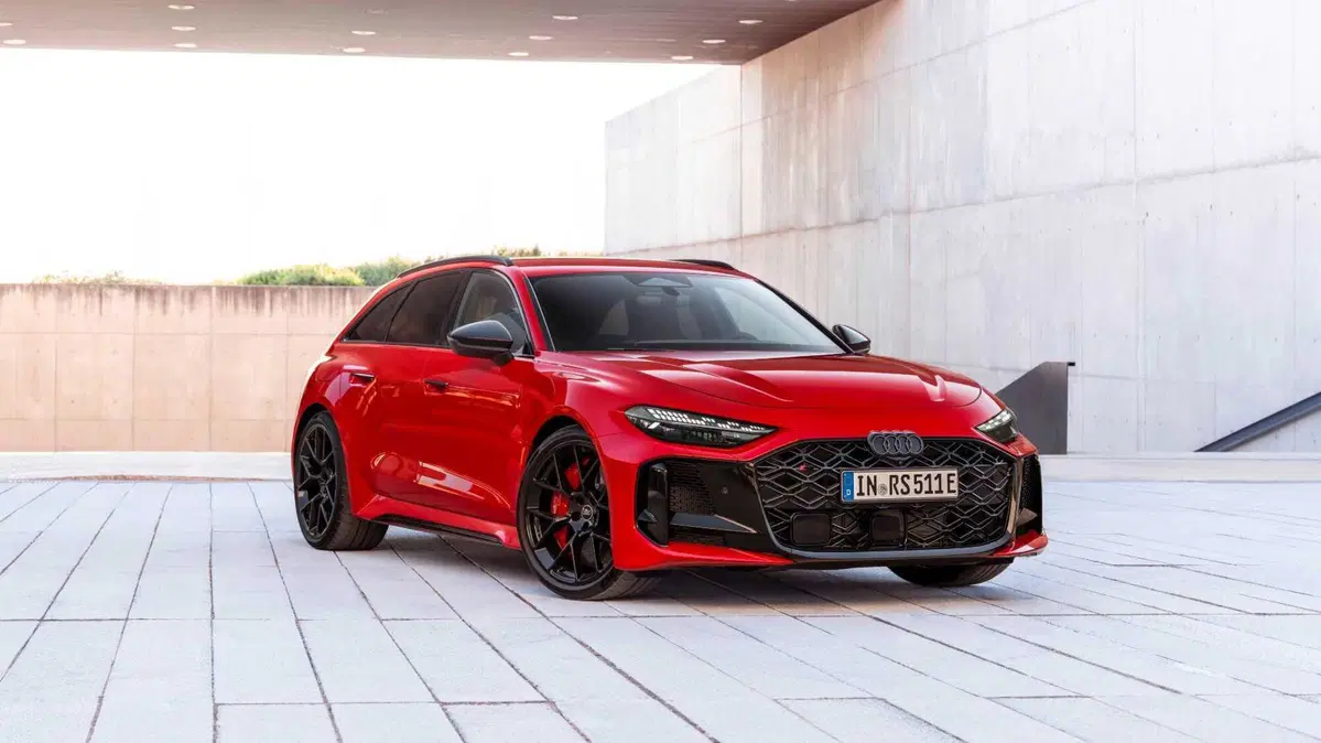 Audi RS 5 Avant (2026-->>) (2)