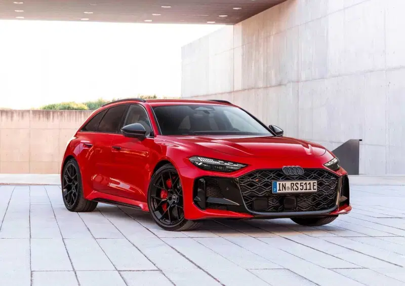 Audi RS 5 Avant (2)