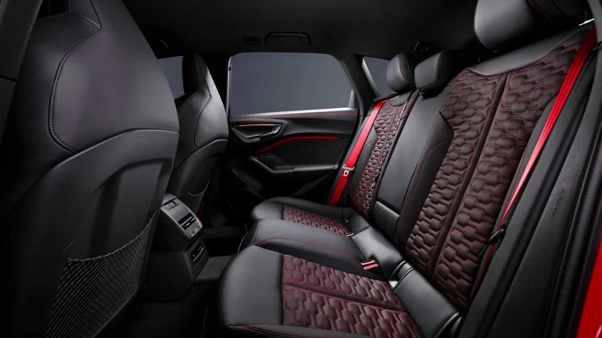 Audi RS 5 Avant (2026-->>) (15)
