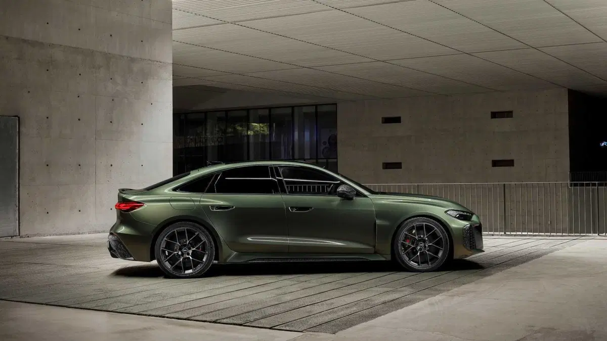 Audi RS 5 (2026-->>) (8)