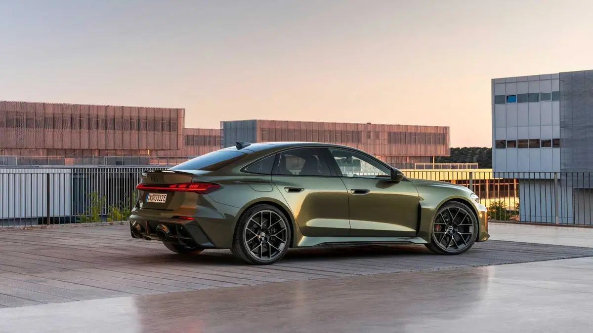 Audi RS 5 (2026-->>) (6)