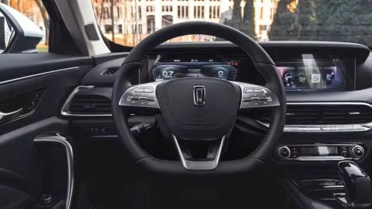 Bestune T77 (4)