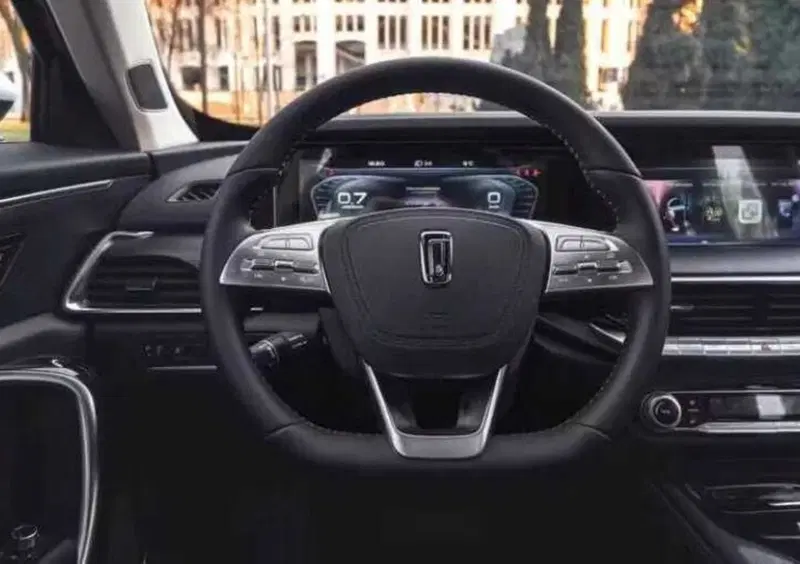 Bestune T77 (4)