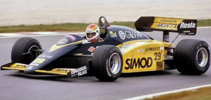 Minardi M185
