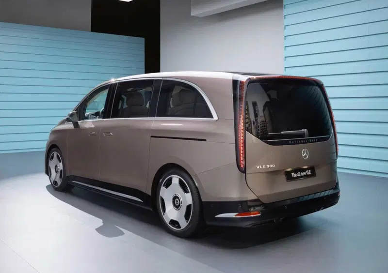 Mercedes-Benz Classe VLE (4)
