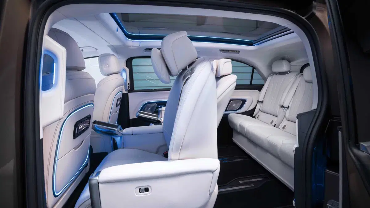Mercedes-Benz Classe VLE (2026-->>) (10)