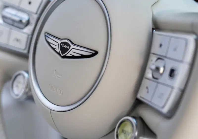 Genesis eGV60 (21)
