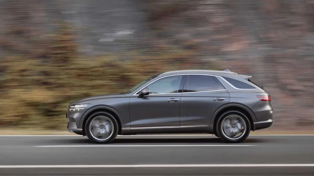 Genesis GV70 (10)