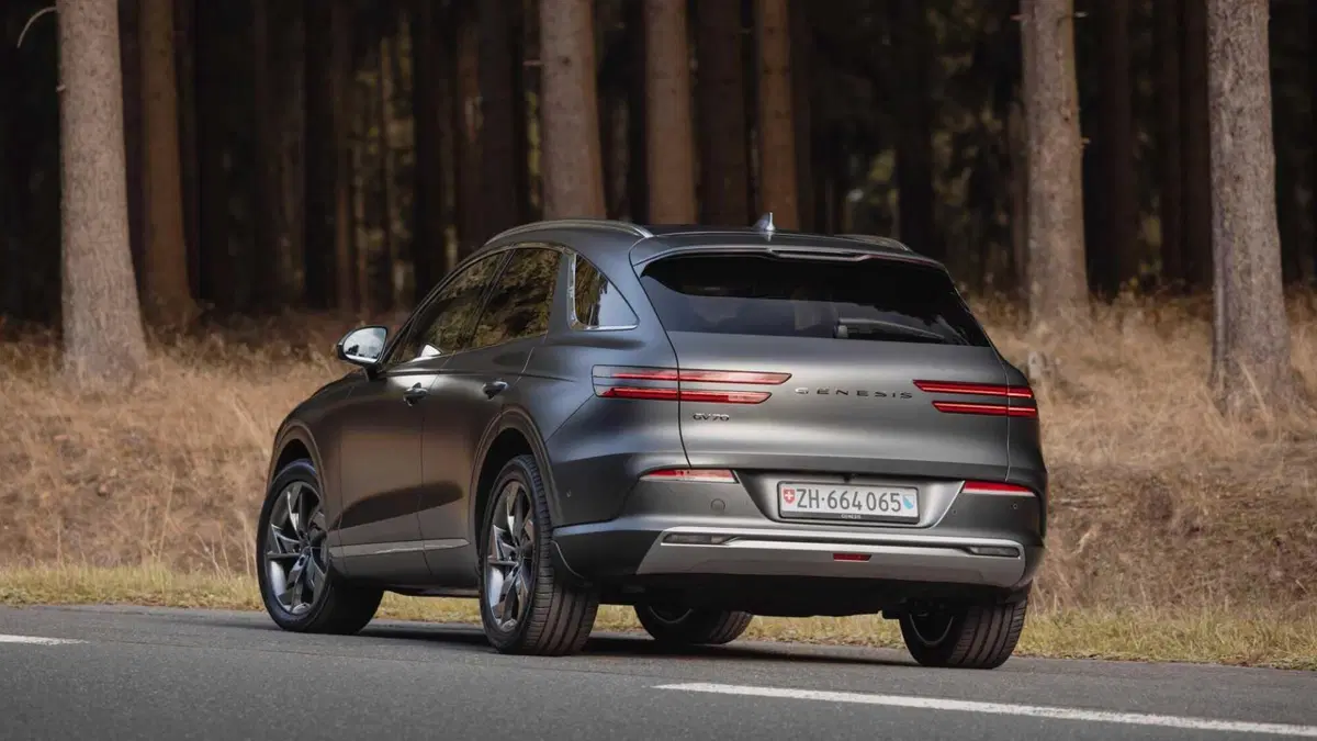 Genesis GV70 (3)