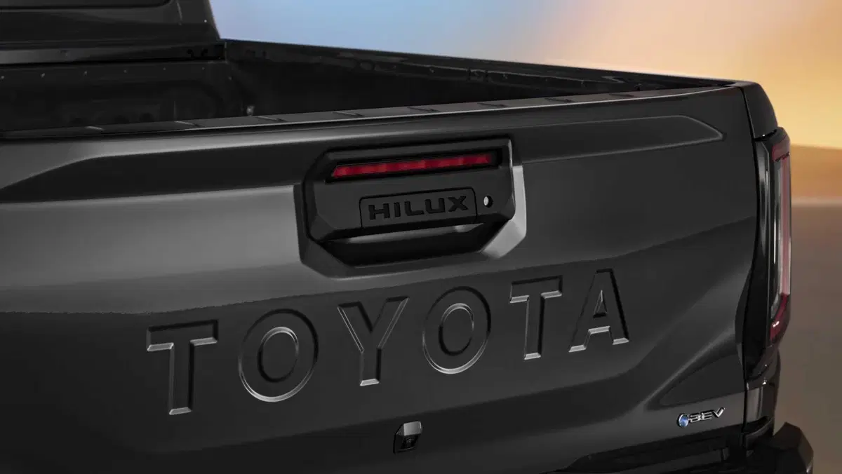 Toyota Hilux 59,2 kWh double cab Icon (12)