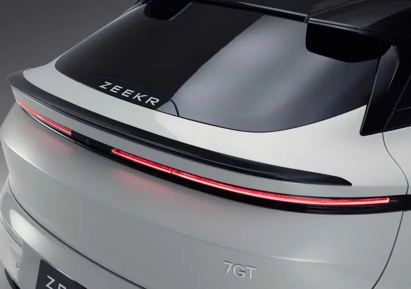 Zeekr 7GT (19)