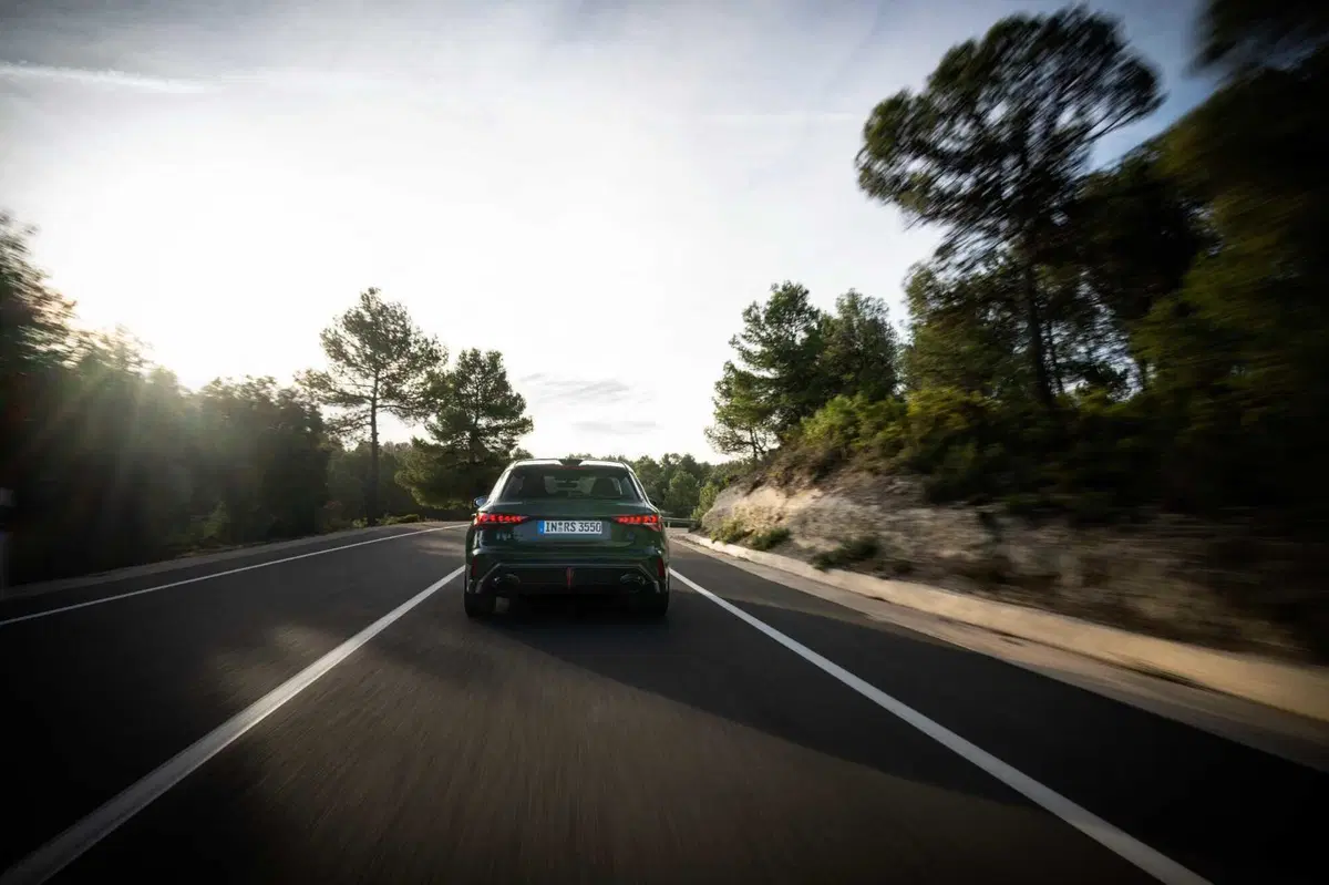 Audi RS3 Competition Limited: il canto del cigno del cinque cilindri vale davvero €106.700? (VIDEO) (16)