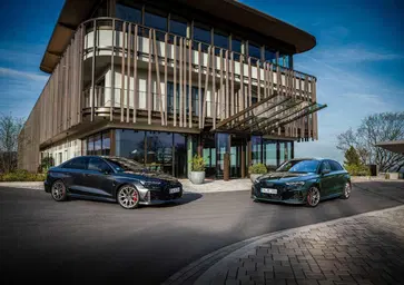 Audi RS3 Competition Limited: il canto del cigno del cinque cilindri vale davvero €106.700? (VIDEO)