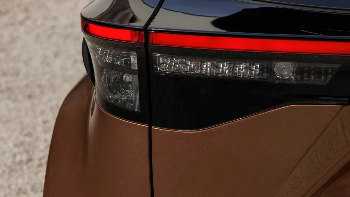 Toyota Yaris Cross (2021-->>) (18)