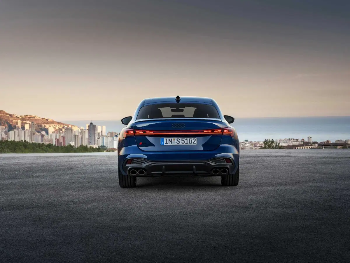 Audi S5 2026: 367 CV, V6 e trazione Quattro. E se non costasse poi così tanto? (VIDEO) (40)