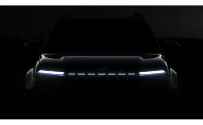 Nuova Jeep Avenger facelift: il B-SUV bestseller si rinnova per alzare l&rsquo;asticella del segmento